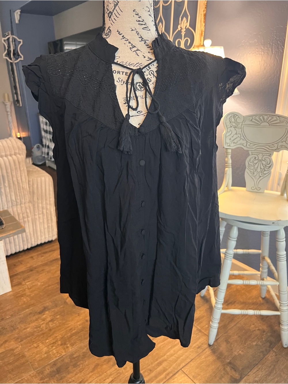 torrid Black Tassel Tie Cap-Sleeve Blouse
